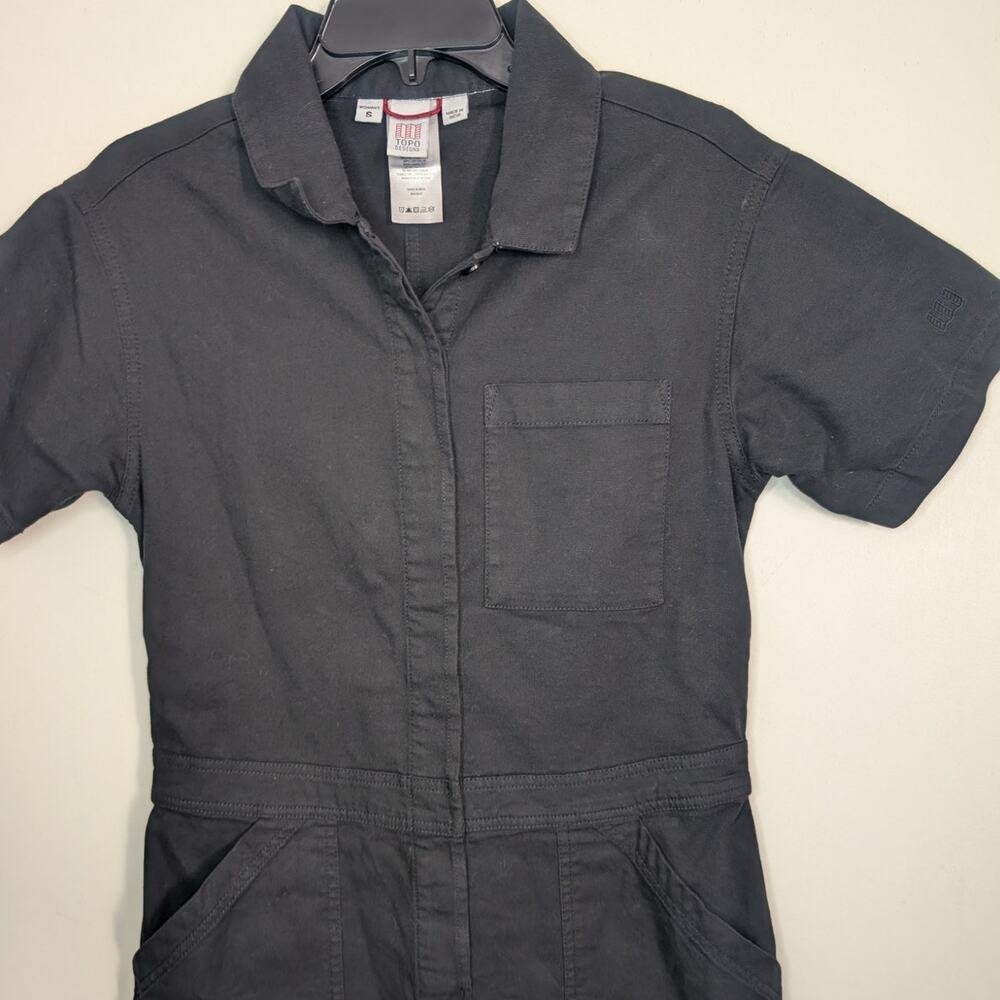 Topo Designs Sustainably Made Dirt Short Coverall Romper in Black, Size Small - Picture 8 of 12